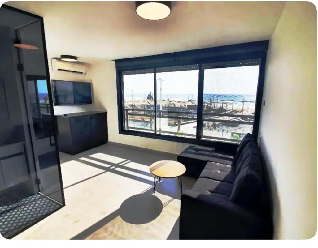 Ryo 11 דירת נופש חדשה על חוף הים נוף לים Apartment Bat Yam Ngoại thất bức ảnh