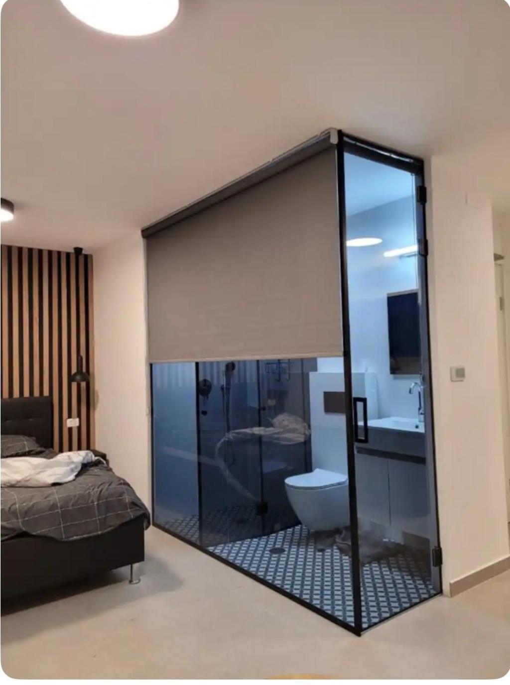 Ryo 11 דירת נופש חדשה על חוף הים נוף לים Apartment Bat Yam Ngoại thất bức ảnh